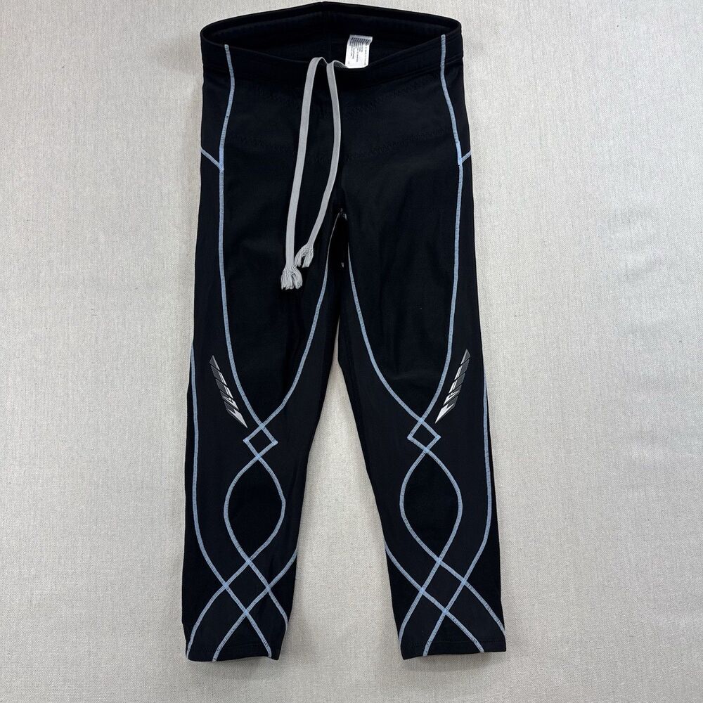 CW-X Womens Stabilyx Insulator Leggings. 3/4 length. Capri. Black. Size Small